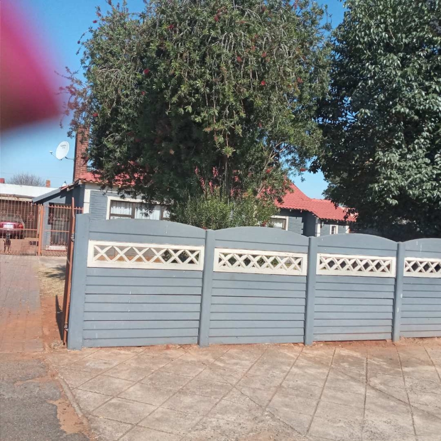3 Bedroom Property for Sale in Leondale Gauteng