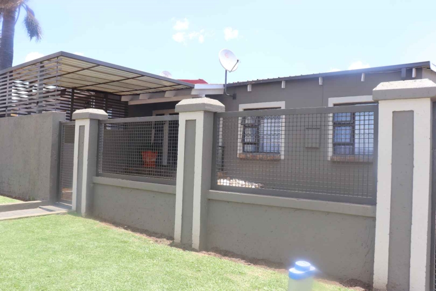 3 Bedroom Property for Sale in Eldorado Park Gauteng