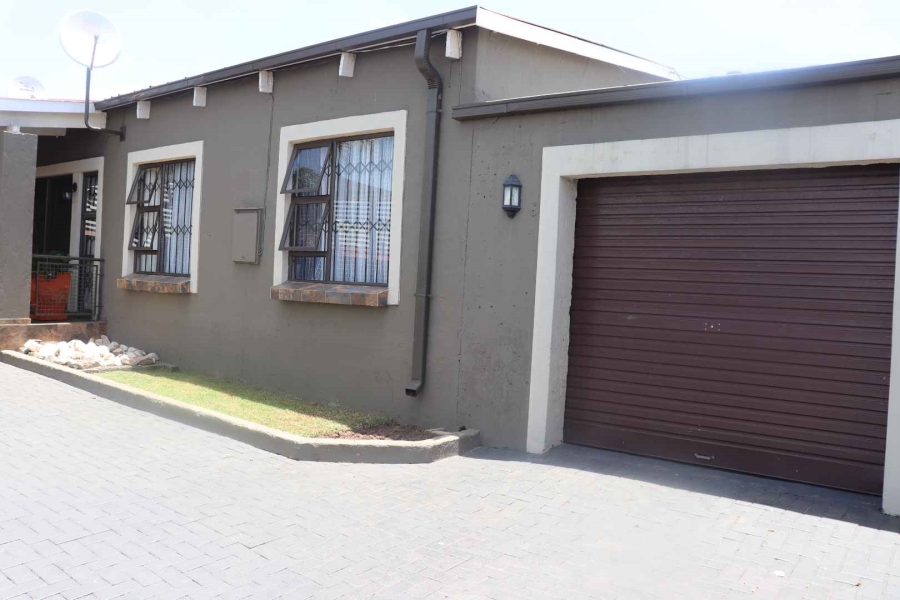 3 Bedroom Property for Sale in Eldorado Park Gauteng