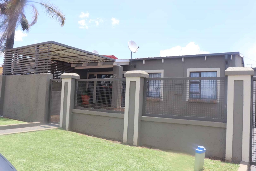 3 Bedroom Property for Sale in Eldorado Park Gauteng