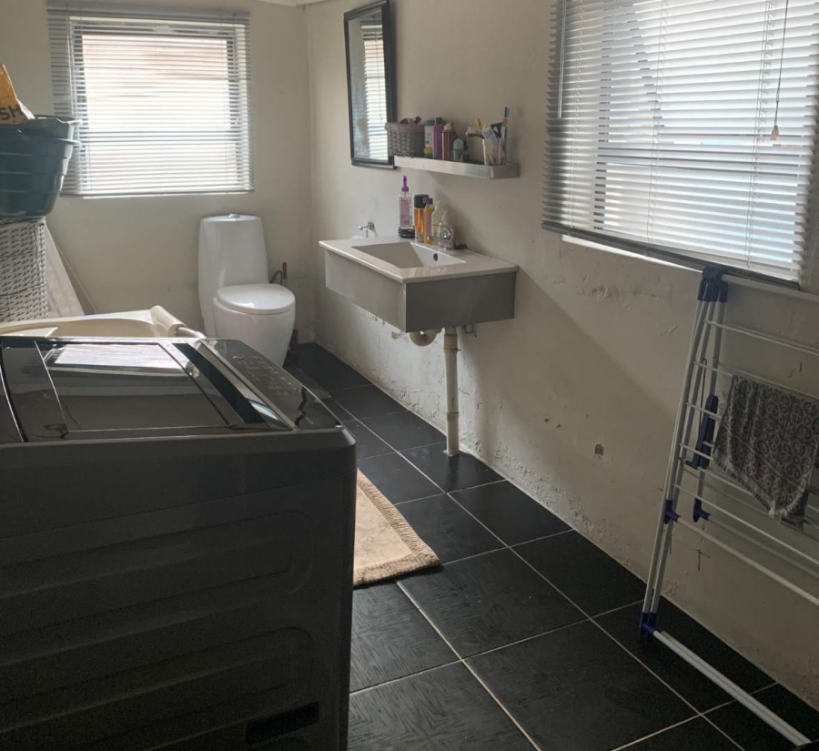 2 Bedroom Property for Sale in Diepkloof Zone 3 Gauteng