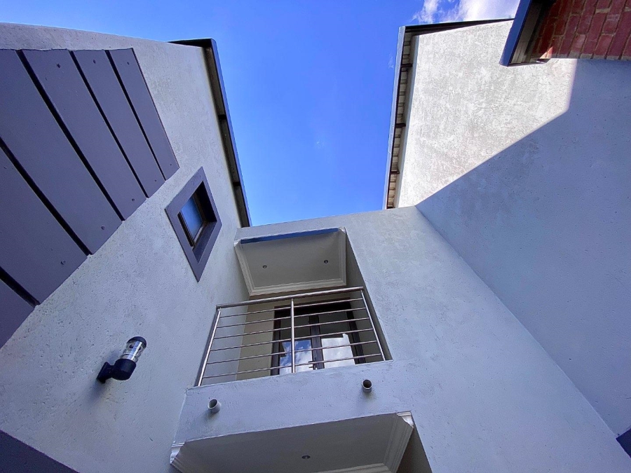 5 Bedroom Property for Sale in Montana Gauteng