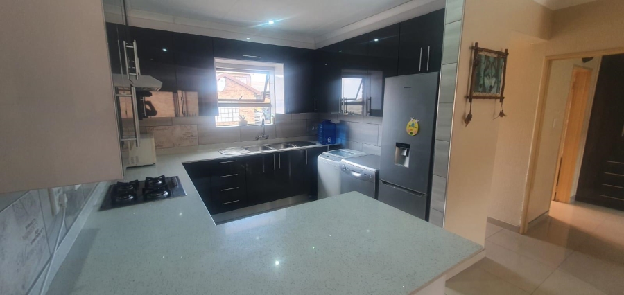 3 Bedroom Property for Sale in Alberton Gauteng