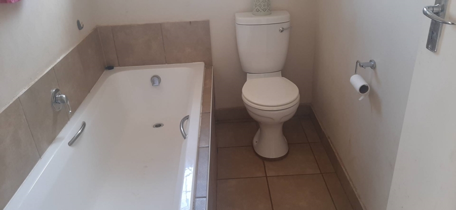3 Bedroom Property for Sale in Sky City Gauteng