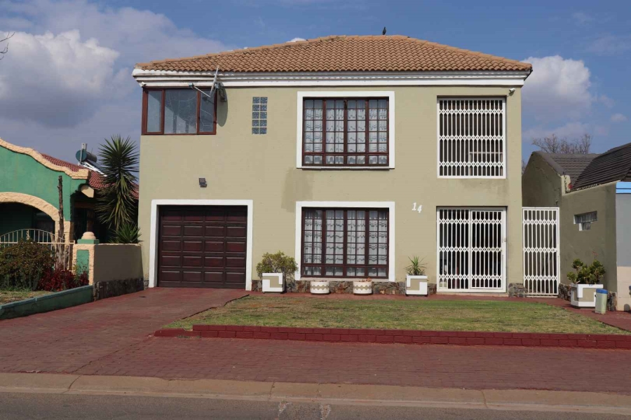 3 Bedroom Property for Sale in Eldorado Park Gauteng