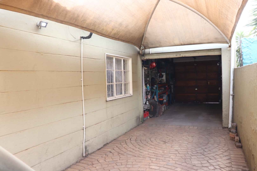 3 Bedroom Property for Sale in Eldorado Park Gauteng