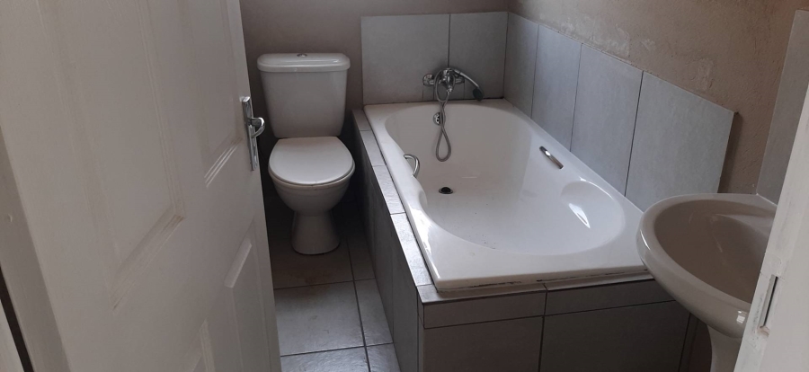 2 Bedroom Property for Sale in Sharon Park Gauteng