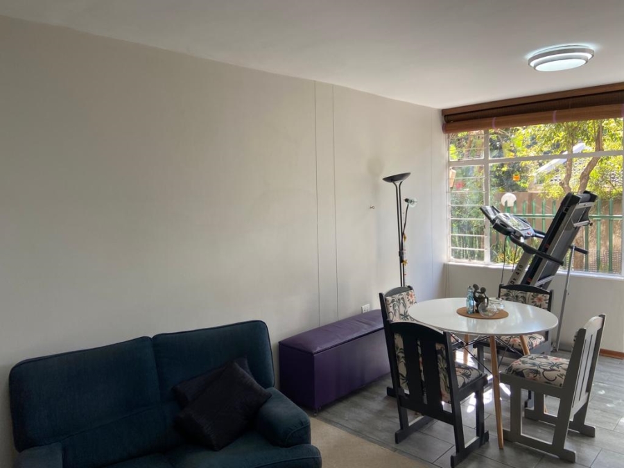 To Let 2 Bedroom Property for Rent in Hurlpark Gauteng