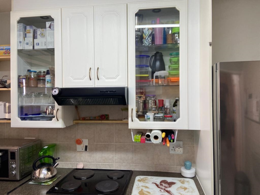 To Let 2 Bedroom Property for Rent in Hurlpark Gauteng