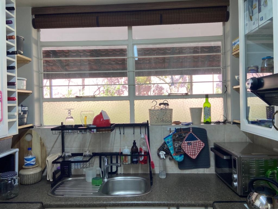 To Let 2 Bedroom Property for Rent in Hurlpark Gauteng
