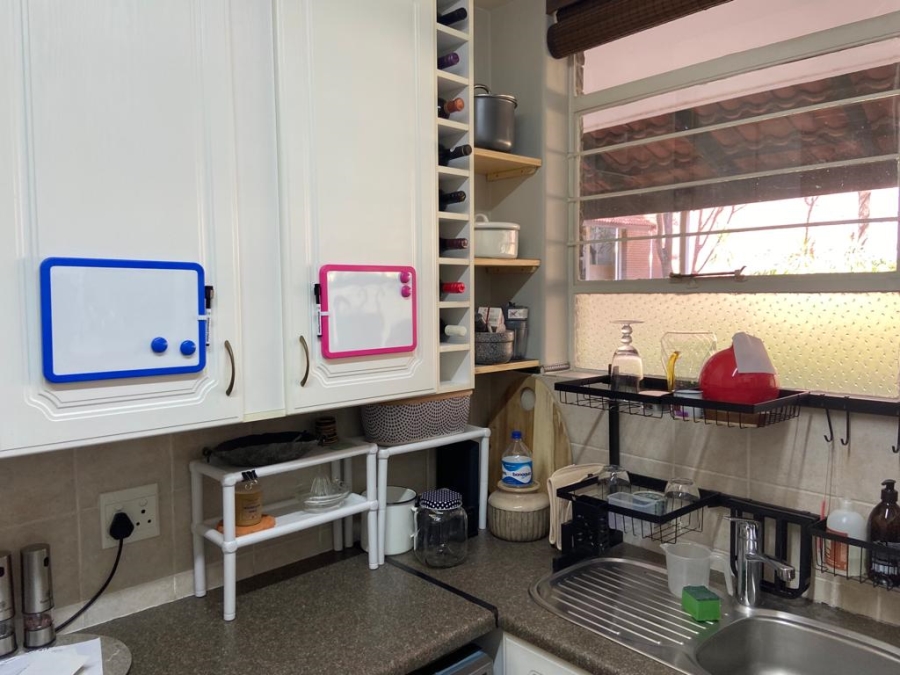 To Let 2 Bedroom Property for Rent in Hurlpark Gauteng