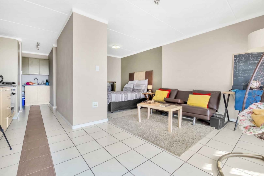 1 Bedroom Property for Sale in Fourways Gauteng