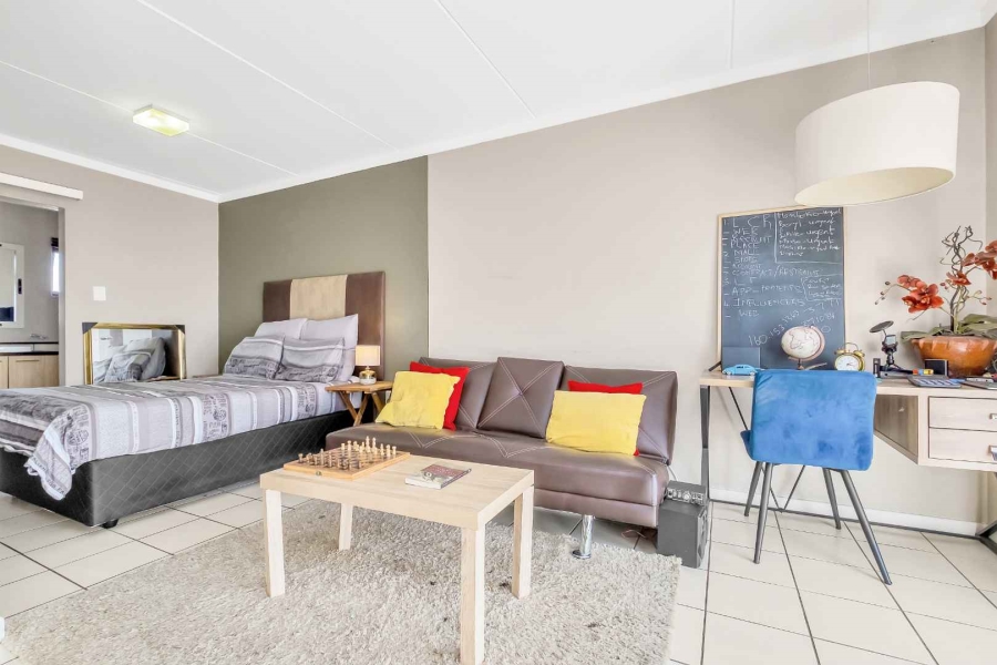 1 Bedroom Property for Sale in Fourways Gauteng