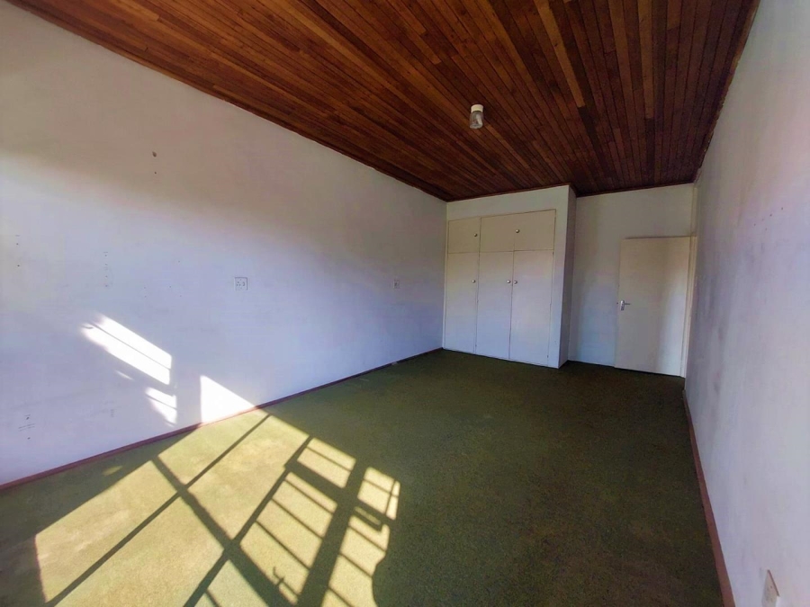 2 Bedroom Property for Sale in New Redruth Gauteng