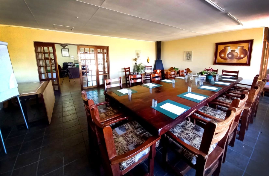 Commercial Property for Sale in Die Hoewes Gauteng