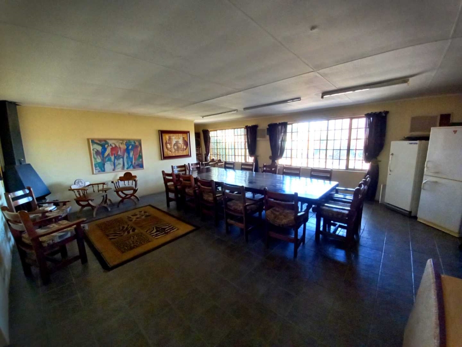 Commercial Property for Sale in Die Hoewes Gauteng