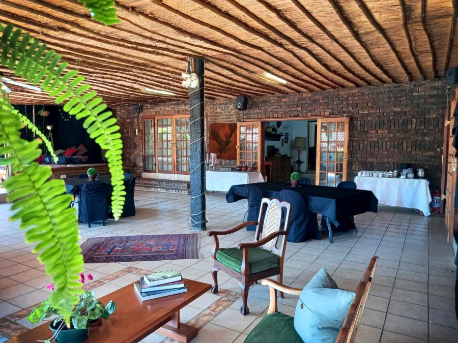 Commercial Property for Sale in Die Hoewes Gauteng