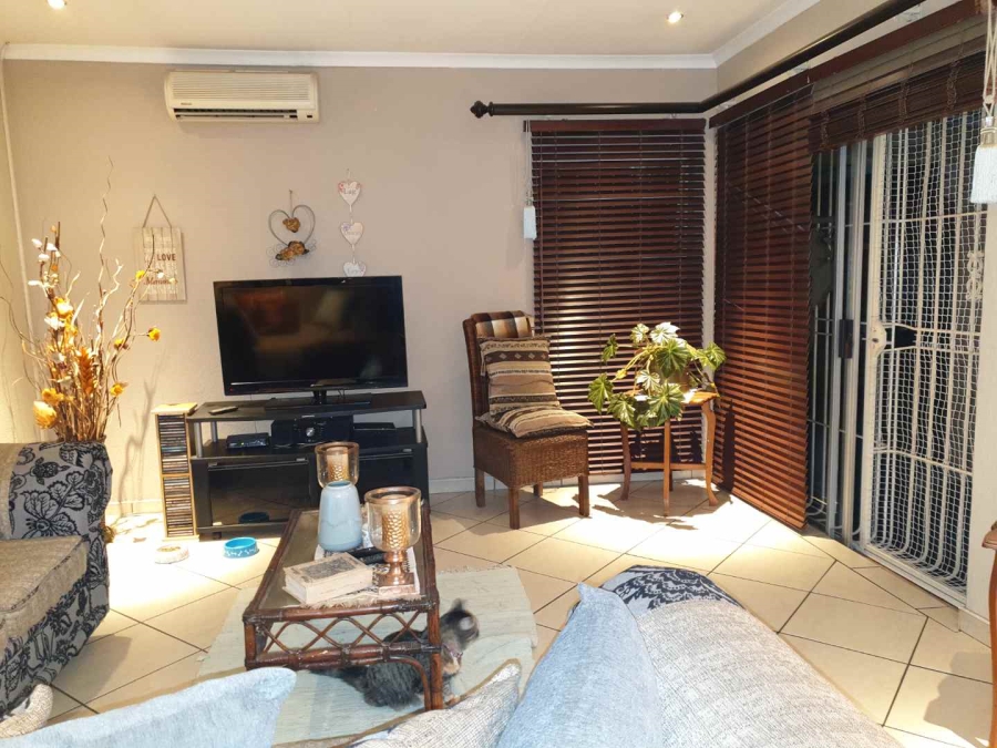 2 Bedroom Property for Sale in Randhart Gauteng