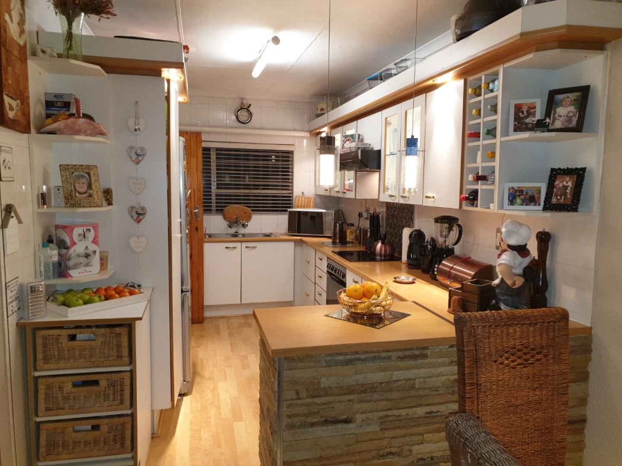 2 Bedroom Property for Sale in Randhart Gauteng
