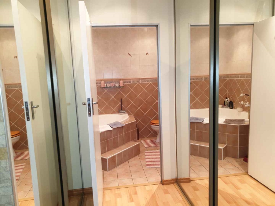 2 Bedroom Property for Sale in Randhart Gauteng