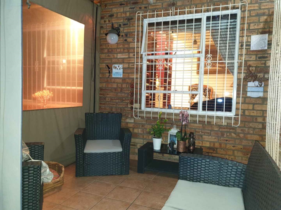 2 Bedroom Property for Sale in Randhart Gauteng