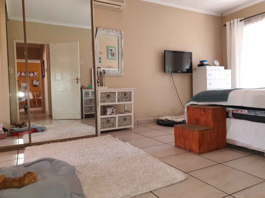 3 Bedroom Property for Sale in New Redruth Gauteng