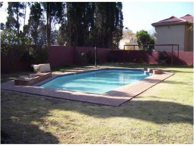 2 Bedroom Property for Sale in Lakefield Gauteng