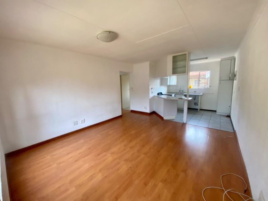 2 Bedroom Property for Sale in Lakefield Gauteng