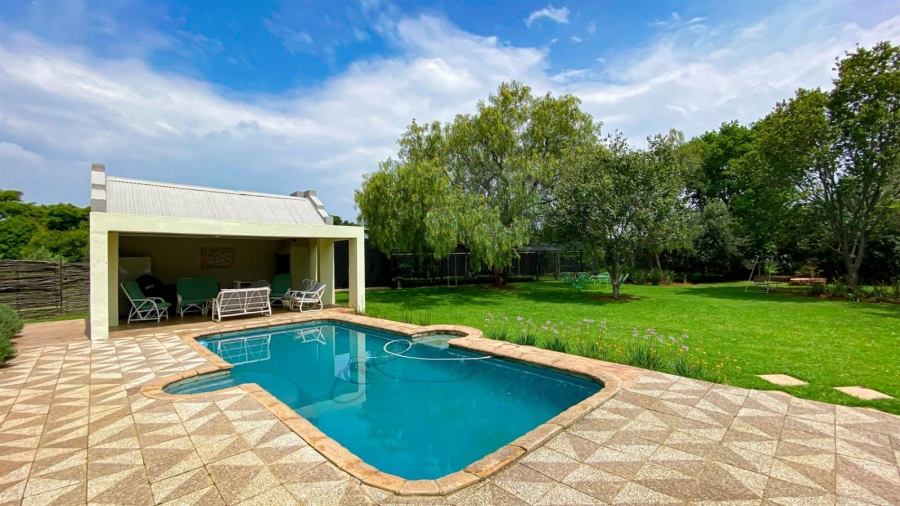 5 Bedroom Property for Sale in Walkerville Gauteng