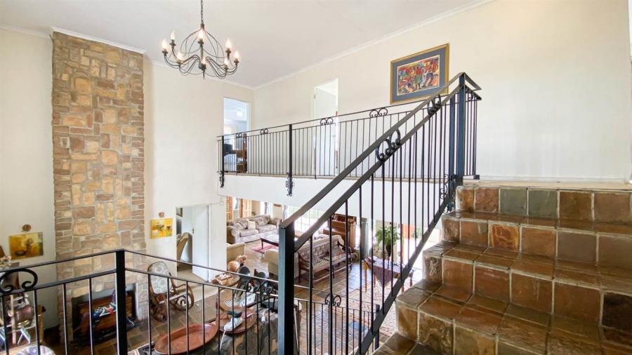 5 Bedroom Property for Sale in Walkerville Gauteng