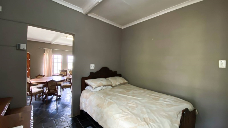 5 Bedroom Property for Sale in Walkerville Gauteng