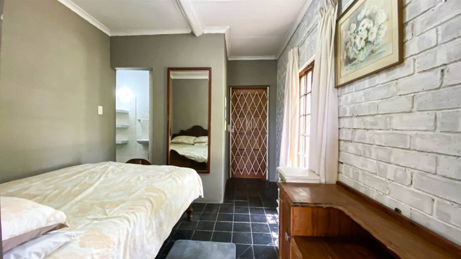5 Bedroom Property for Sale in Walkerville Gauteng