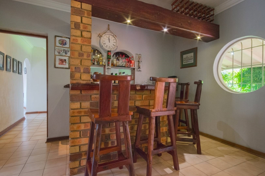 5 Bedroom Property for Sale in Brackenhurst Gauteng