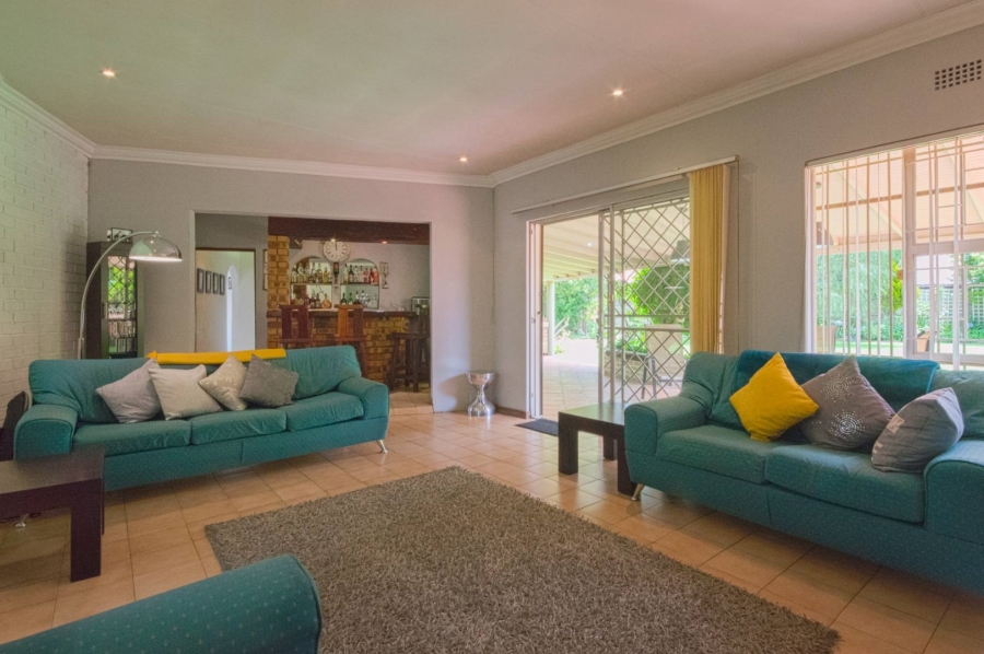 5 Bedroom Property for Sale in Brackenhurst Gauteng