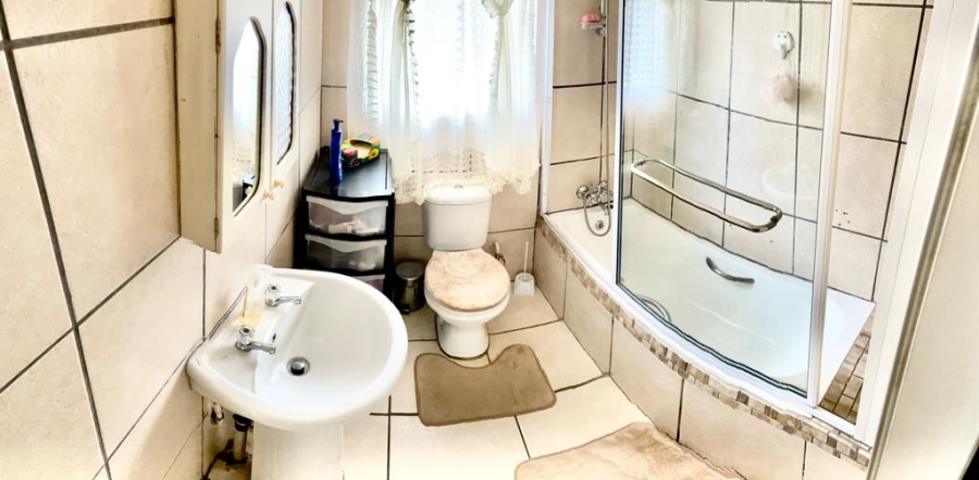 11 Bedroom Property for Sale in Meyerton Gauteng