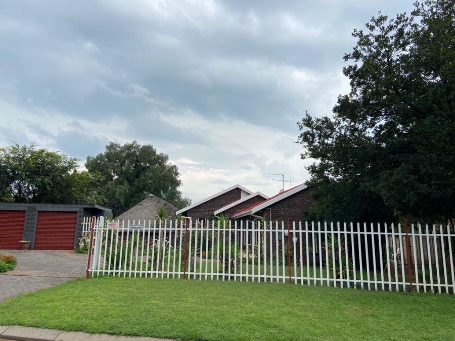 11 Bedroom Property for Sale in Meyerton Gauteng