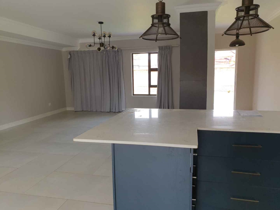 4 Bedroom Property for Sale in Brackenhurst Gauteng
