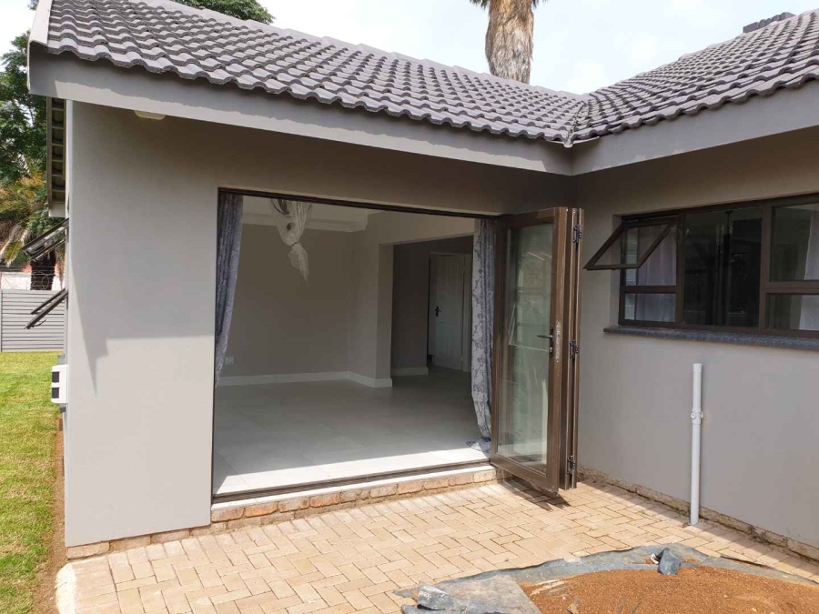 4 Bedroom Property for Sale in Brackenhurst Gauteng
