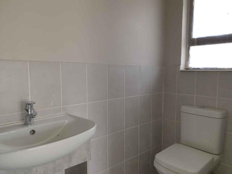4 Bedroom Property for Sale in Brackenhurst Gauteng