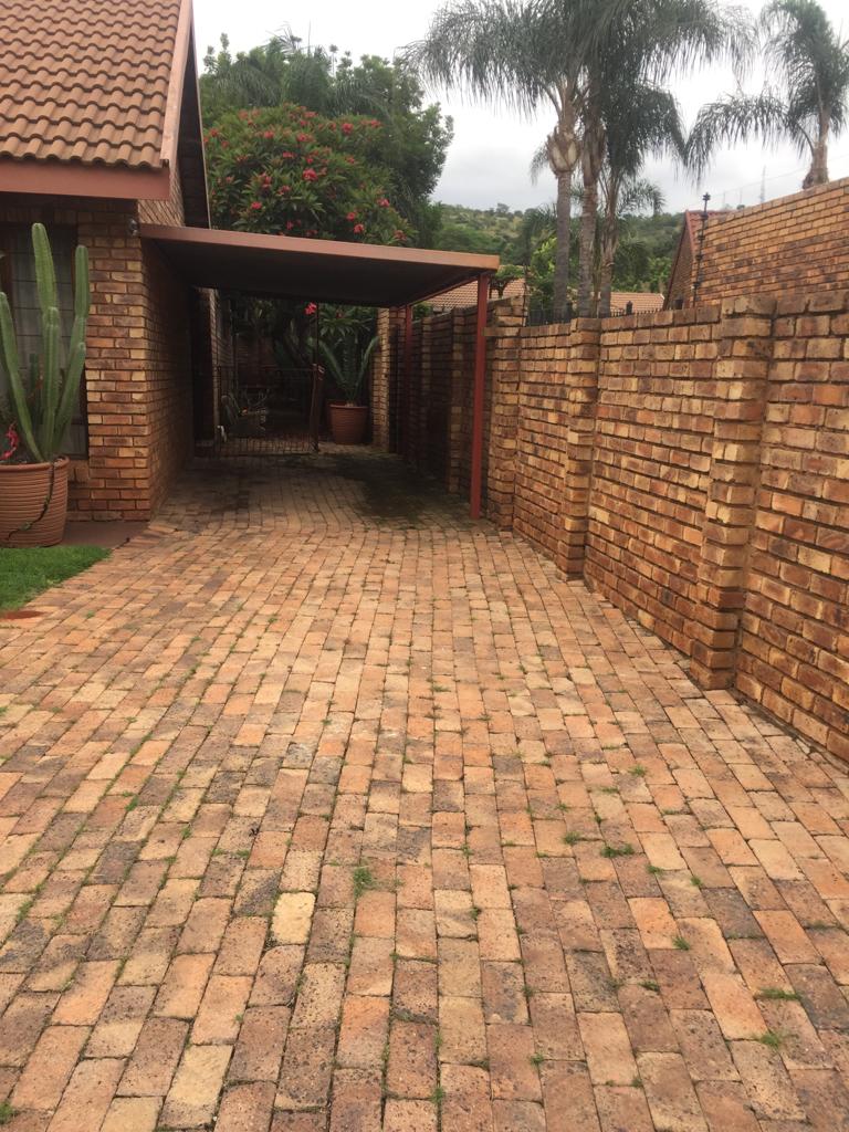 To Let 1 Bedroom Property for Rent in Montana Park Gauteng