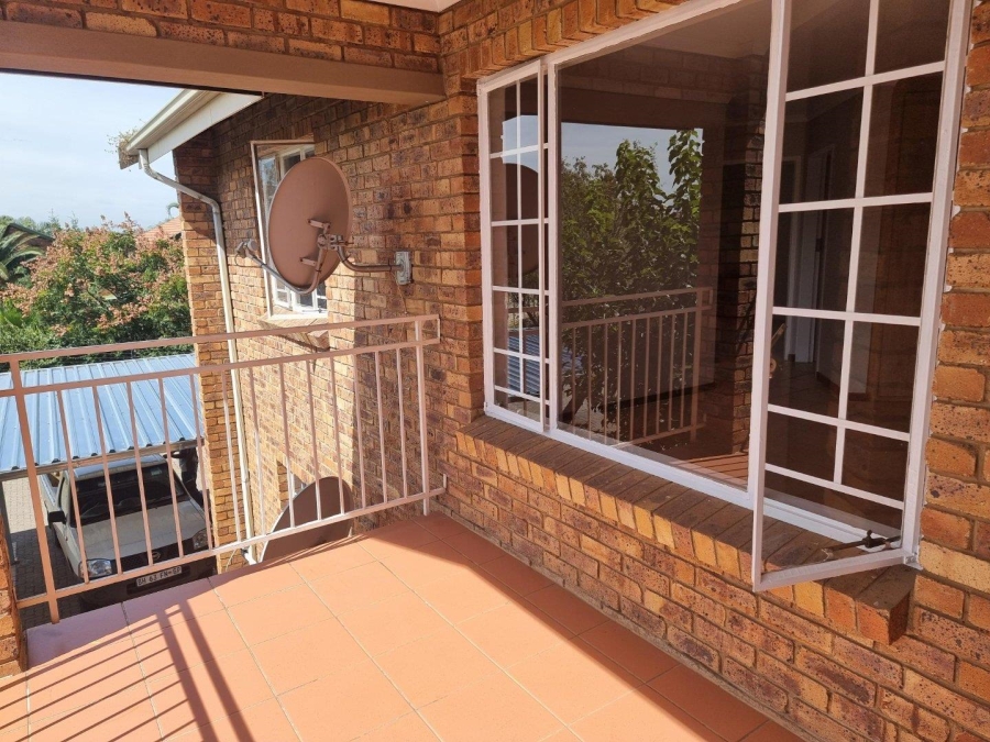 2 Bedroom Property for Sale in Highveld Gauteng