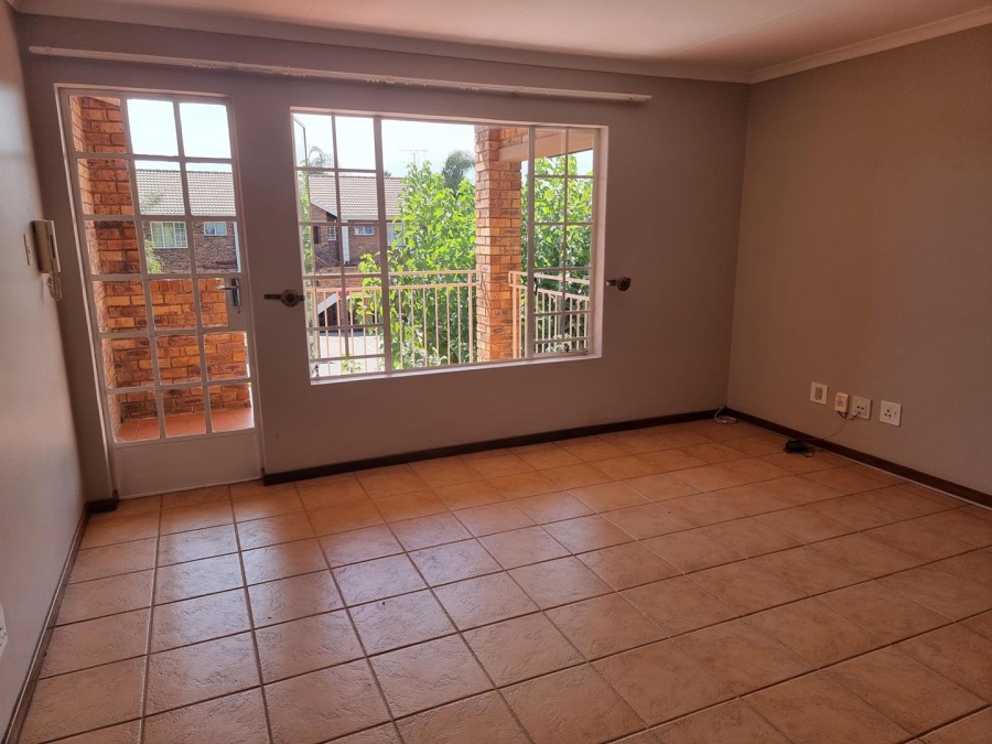 2 Bedroom Property for Sale in Highveld Gauteng
