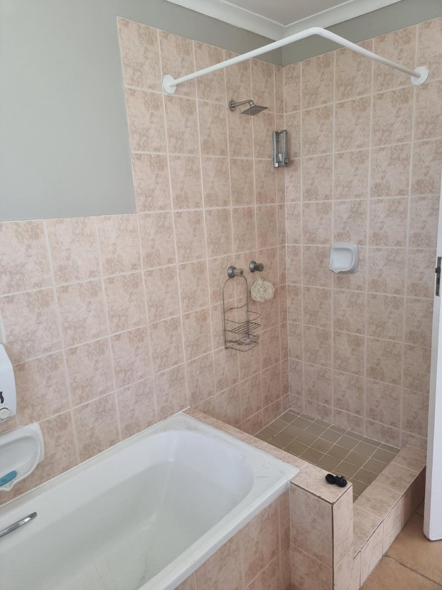 2 Bedroom Property for Sale in Highveld Gauteng