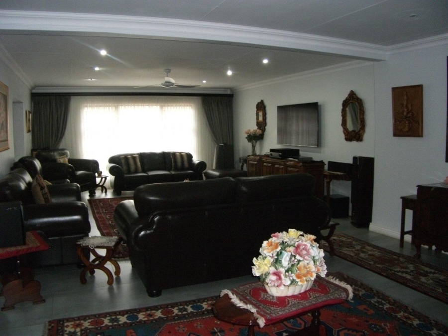4 Bedroom Property for Sale in Brackenhurst Gauteng