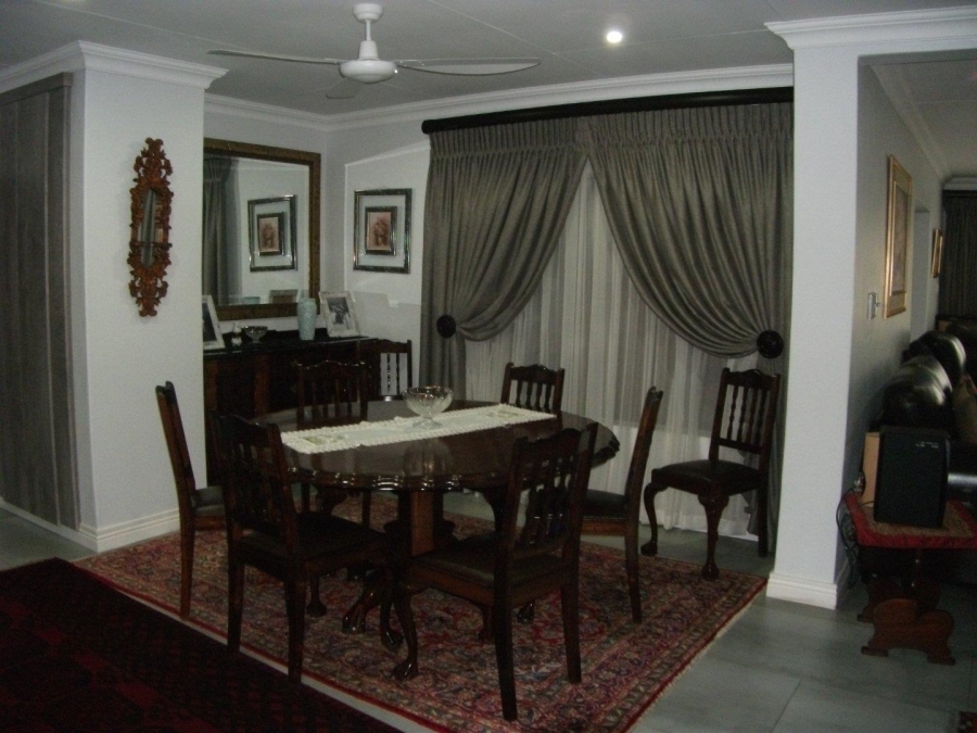 4 Bedroom Property for Sale in Brackenhurst Gauteng