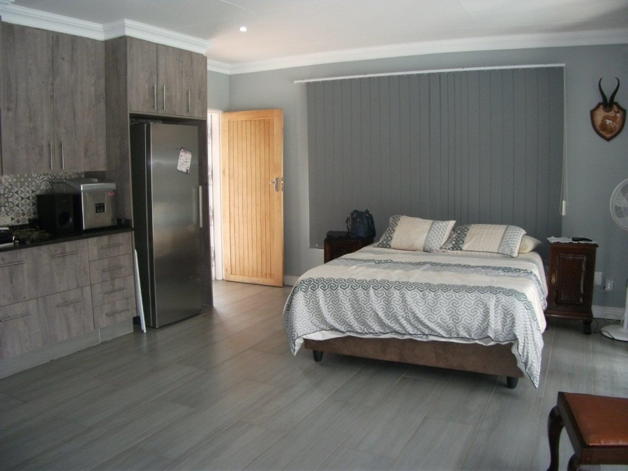 4 Bedroom Property for Sale in Brackenhurst Gauteng