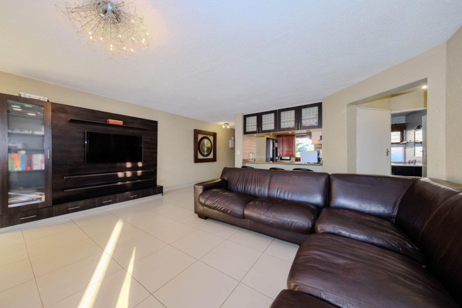 2 Bedroom Property for Sale in Killarney Gauteng