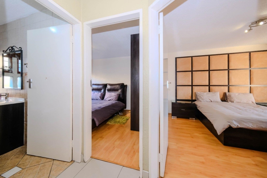 2 Bedroom Property for Sale in Killarney Gauteng