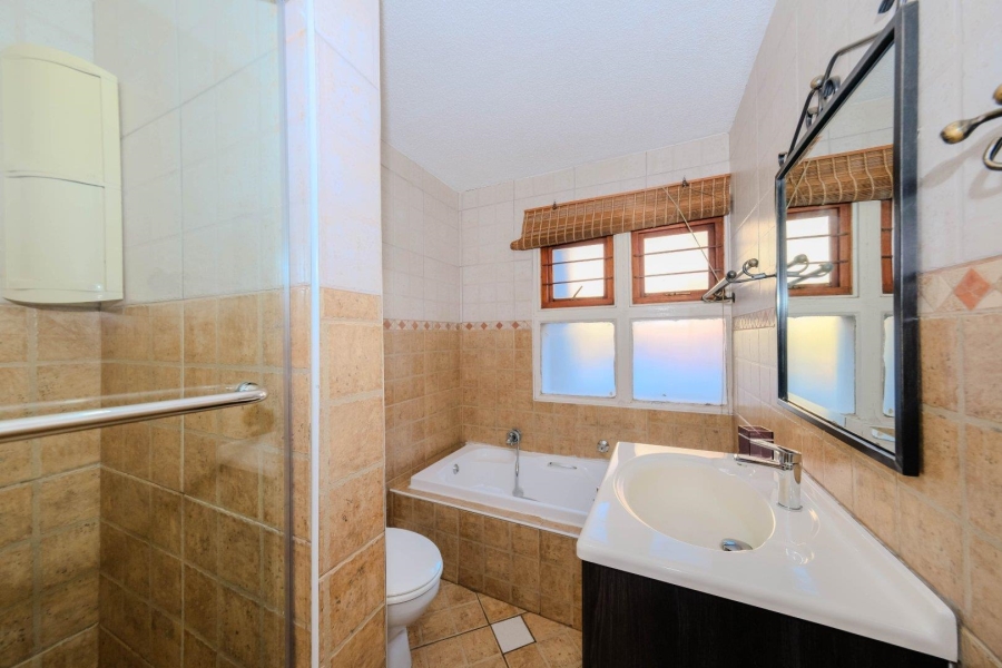 2 Bedroom Property for Sale in Killarney Gauteng