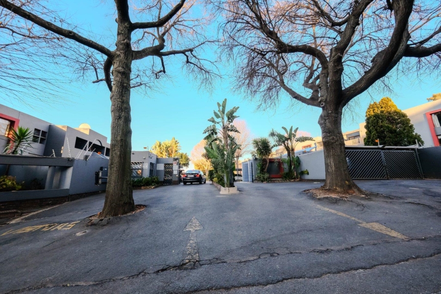 2 Bedroom Property for Sale in Killarney Gauteng